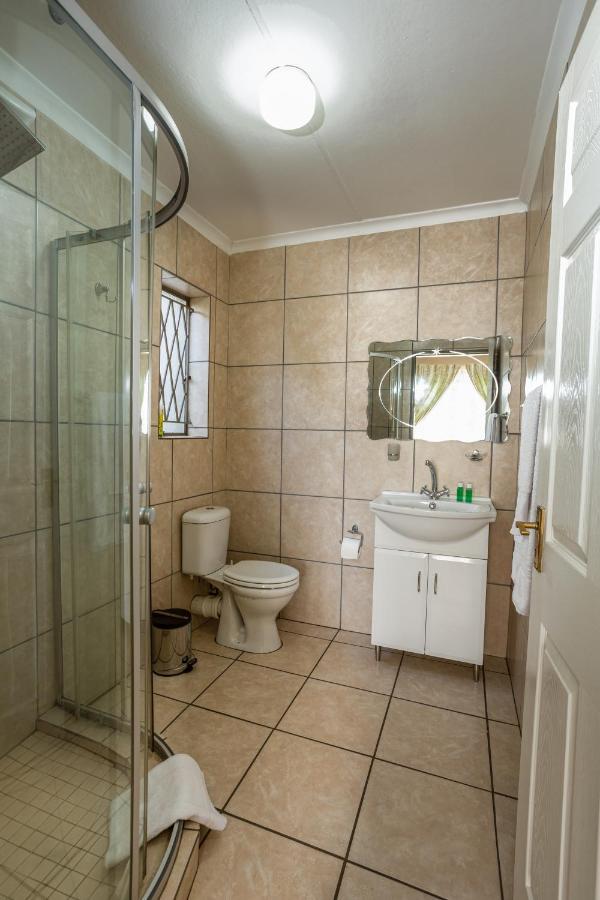 Ramandire B&B Witbank Buitenkant foto