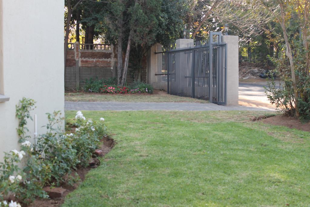 Ramandire B&B Witbank Buitenkant foto